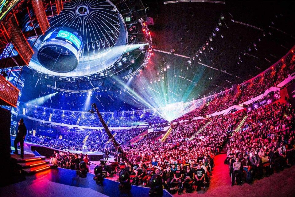 球迷将用呐 球迷将用呐