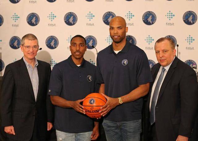 大规模平民 大规模平民