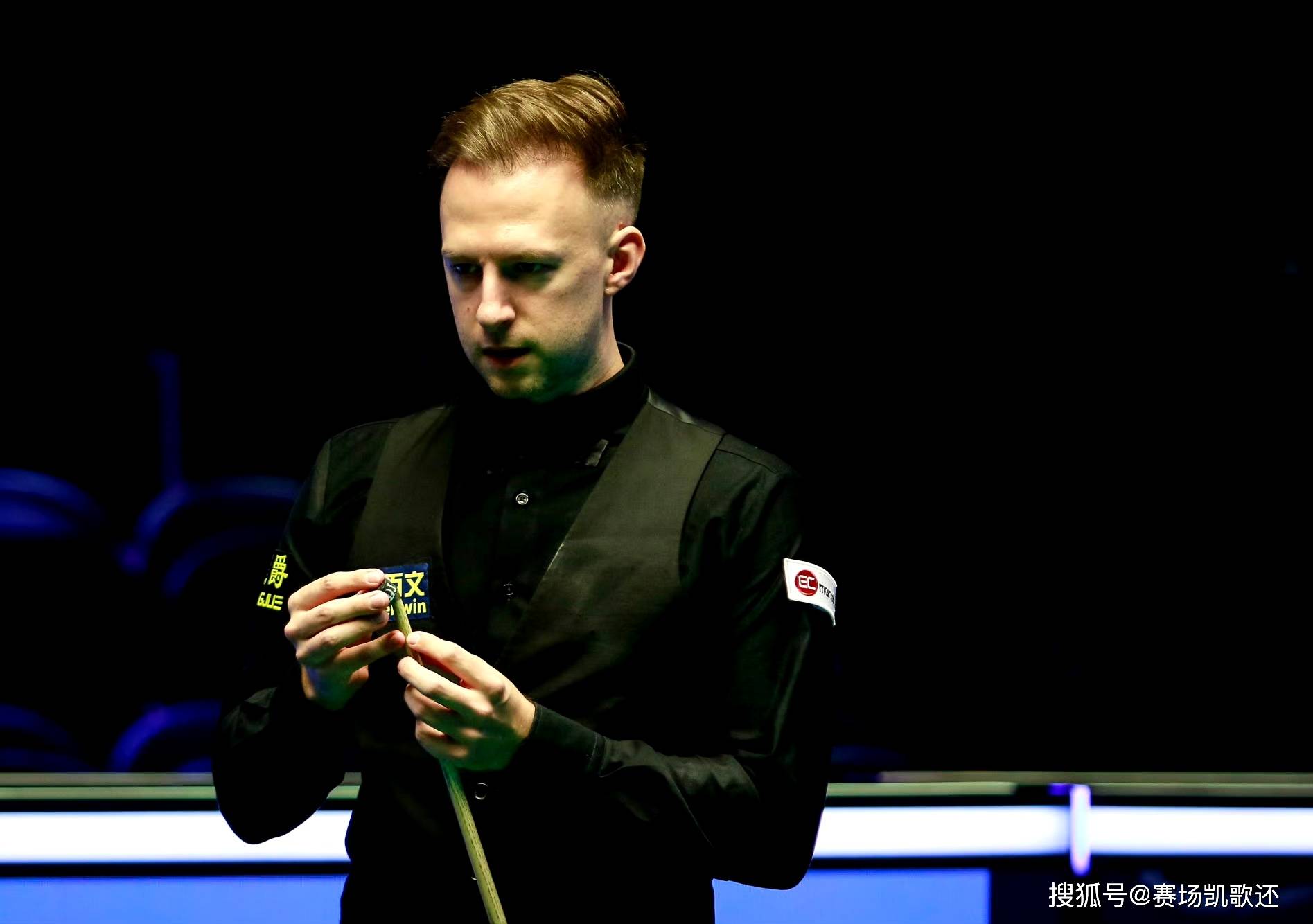 斯在节目中 斯在节目中